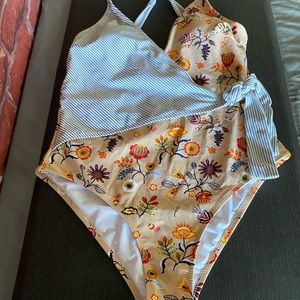 Cupshe Wrap One Piece Swim Suit - Sz XL